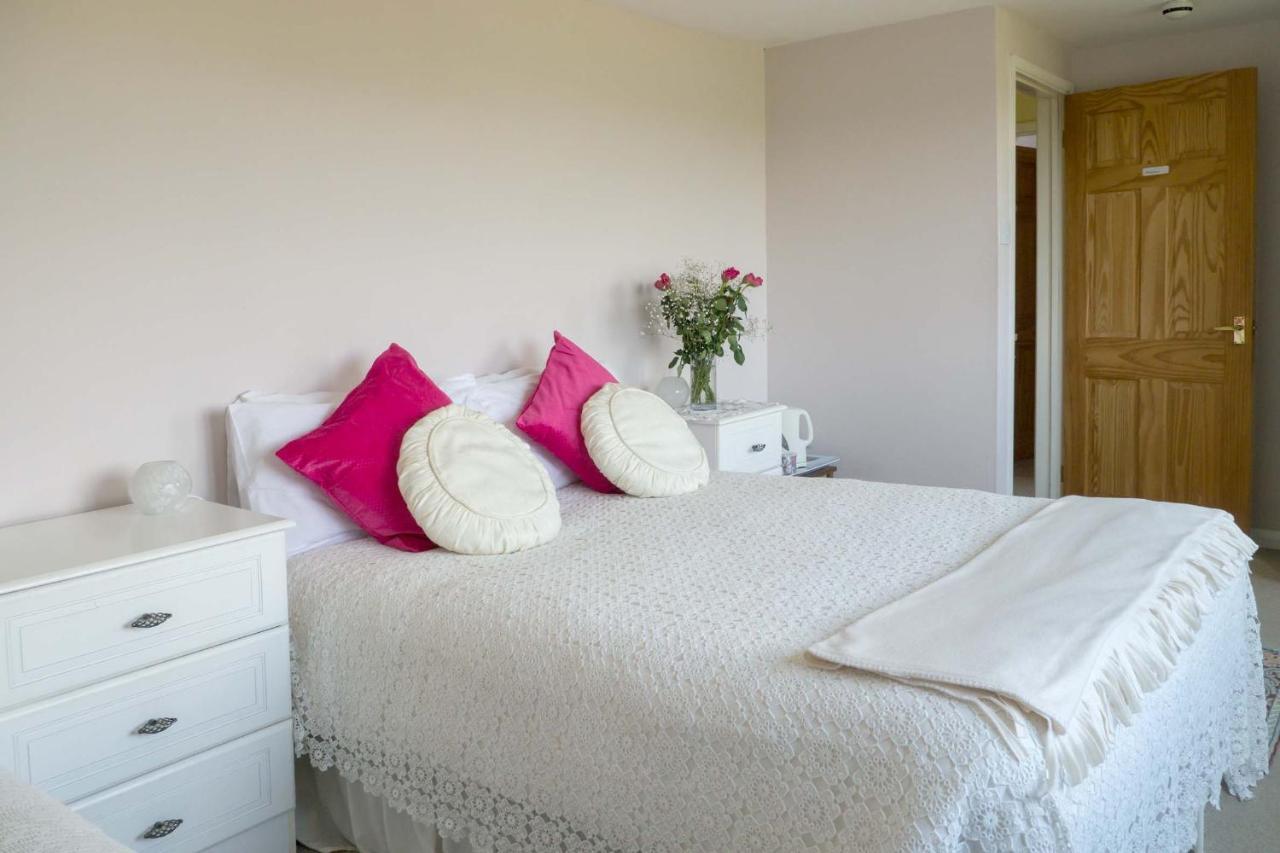Healing Waters Sanctuary For Exclusive Private Hire And Self Catering Board, Vegetarian, Alcohol & Wifi Free Retreat In Glastonbury Ngoại thất bức ảnh