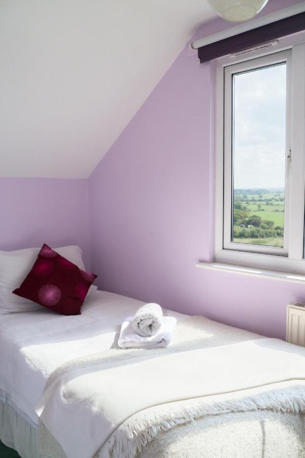 Healing Waters Sanctuary For Exclusive Private Hire And Self Catering Board, Vegetarian, Alcohol & Wifi Free Retreat In Glastonbury Ngoại thất bức ảnh