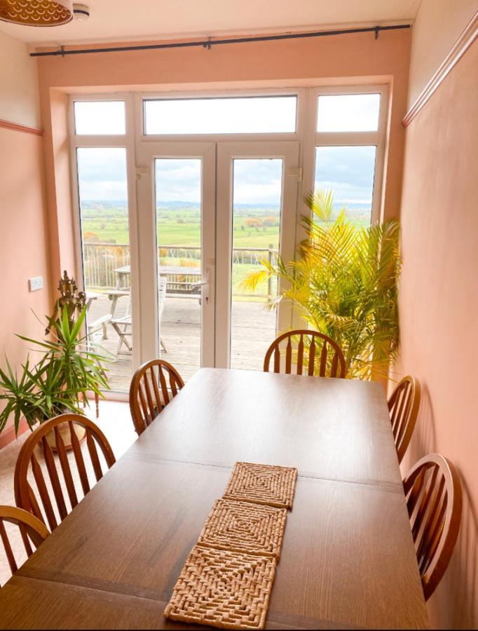 Healing Waters Sanctuary For Exclusive Private Hire And Self Catering Board, Vegetarian, Alcohol & Wifi Free Retreat In Glastonbury Ngoại thất bức ảnh