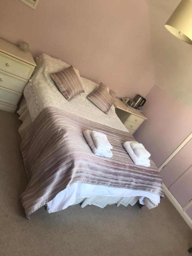 Healing Waters Sanctuary For Exclusive Private Hire And Self Catering Board, Vegetarian, Alcohol & Wifi Free Retreat In Glastonbury Ngoại thất bức ảnh