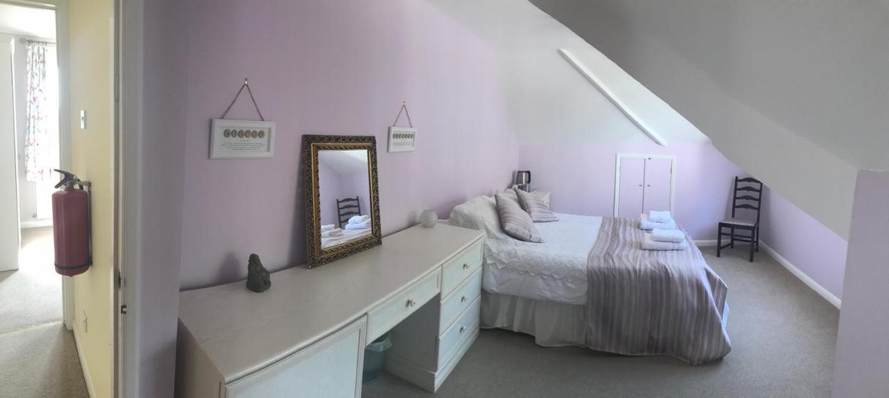 Healing Waters Sanctuary For Exclusive Private Hire And Self Catering Board, Vegetarian, Alcohol & Wifi Free Retreat In Glastonbury Ngoại thất bức ảnh